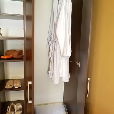 Marina House بيت ضيافة كونستانتا